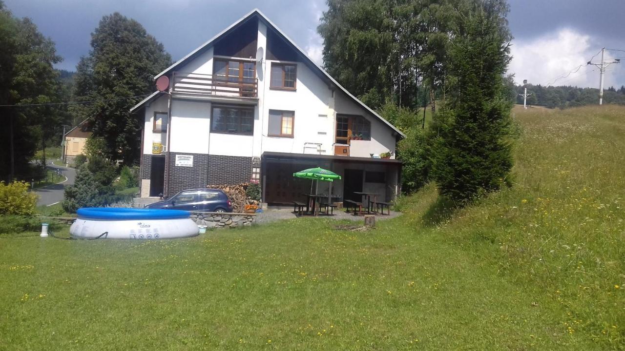 Penzion Pod Paprskem Hotell Staré Město Eksteriør bilde